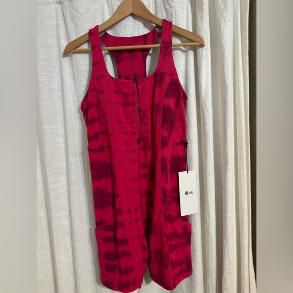 **NWT Lululemon Lab Half Zip Training Onesie Size 10 - Picture 6 of 12
